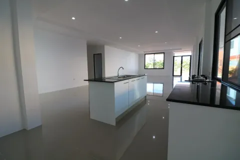 House in Udon Thani, Thailand 4 bedrooms № 164485 - photo 9