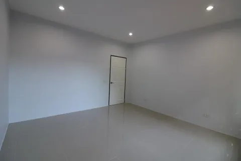 House in Udon Thani, Thailand 4 bedrooms № 164485 - photo 26