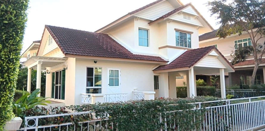 Дом в Чиангмае, Таиланд с 3 спальнями  № 164486