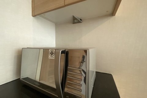 Студия в кондо в Ваттхане, Бангкок, Таиланд № 159626 - фото 8