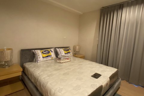 Студия в кондо в Ваттхане, Бангкок, Таиланд № 159626 - фото 4