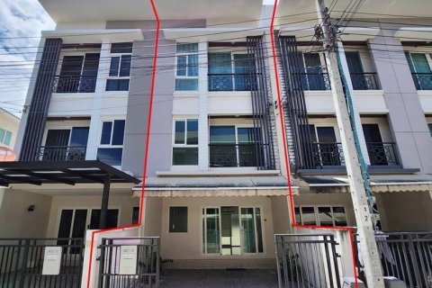 Townhouse à Suan Luang, Bangkok, Thaïlande 3 chambres № 159623 - photo 15