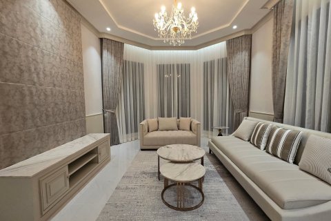 House in Bang Kapi, Bangkok, Thailand 4 bedrooms № 151927 - photo 8