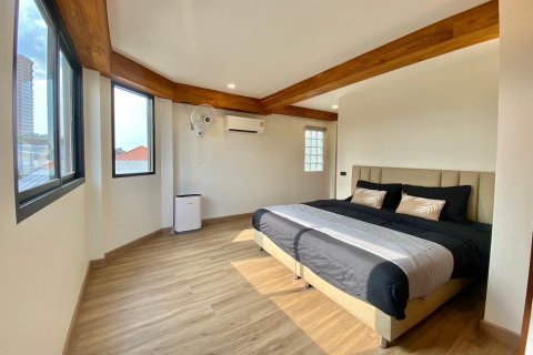 Villa in Chiang Mai, Thailand 5 bedrooms № 155316 - photo 14