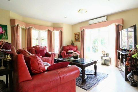 Дом в Чиангмае, Таиланд с 4 спальнями № 155311 - фото 5