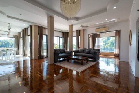 House in Chiang Mai, Thailand 3 bedrooms № 155315 - photo 5