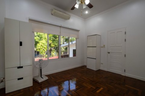 House in Chiang Mai, Thailand 3 bedrooms № 155315 - photo 13