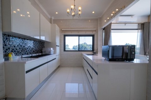 House in Chiang Mai, Thailand 3 bedrooms № 155315 - photo 8