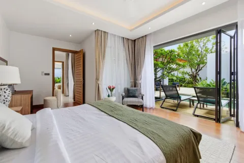 House in Bang Tao, Thailand 3 bedrooms № 175518 - photo 25