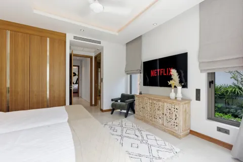 House in Bang Tao, Thailand 3 bedrooms № 175518 - photo 29