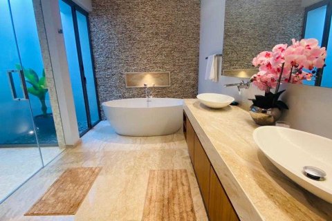 Maison à Bang Tao, Thaïlande 3 chambres № 175513 - photo 19