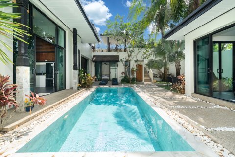 Villa in Phuket, Thailand 4 bedrooms № 160769 - photo 6