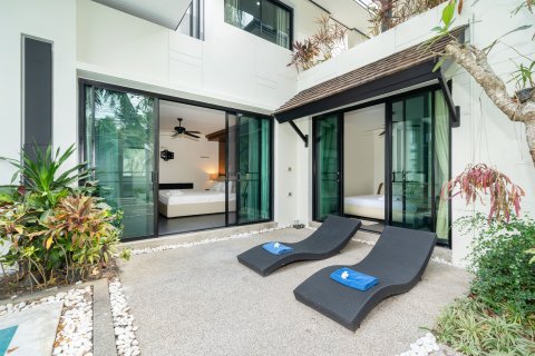 Villa in Phuket, Thailand 4 bedrooms № 160769 - photo 5