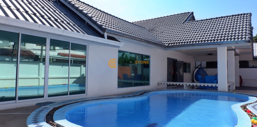 Studio in Pattaya, Thailand № 152579