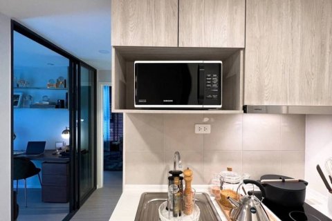 Кондоминиум с 1 спальней в Бангкоке, Таиланд № 115393 - фото 3