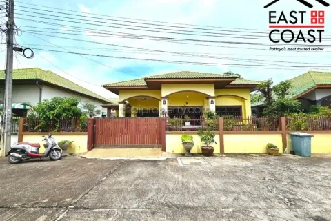 Casa de 3 dormitorios en Pattaya, Tailandia № 213481 - foto 2