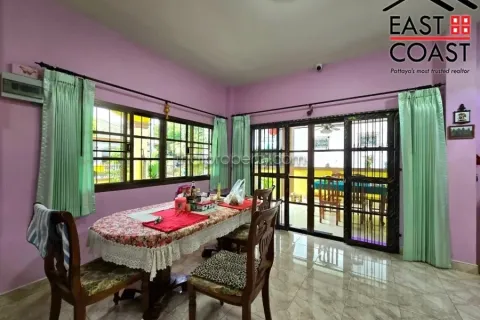 Casa de 3 dormitorios en Pattaya, Tailandia № 213481 - foto 16