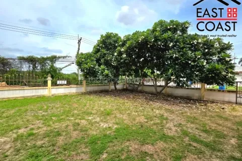 Casa de 3 dormitorios en Pattaya, Tailandia № 213482 - foto 5