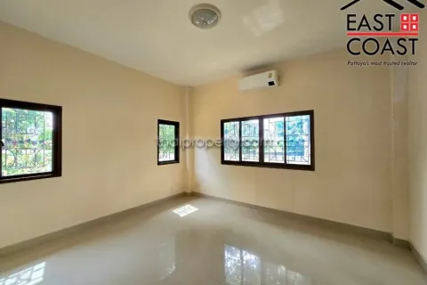 Casa de 3 dormitorios en Pattaya, Tailandia № 213482 - foto 16