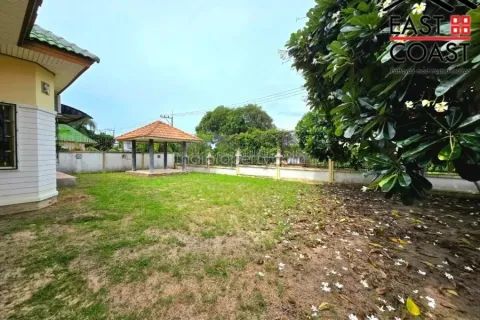 Casa de 3 dormitorios en Pattaya, Tailandia № 213482 - foto 4