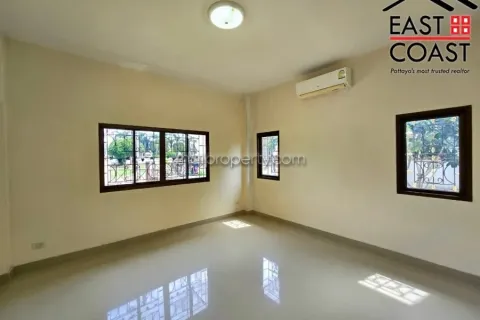 Casa de 3 dormitorios en Pattaya, Tailandia № 213482 - foto 14