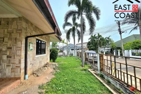 Casa de 3 dormitorios en Pattaya, Tailandia № 213483 - foto 4