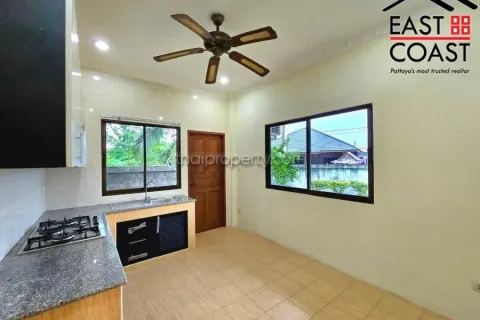 Casa de 3 dormitorios en Pattaya, Tailandia № 213483 - foto 20