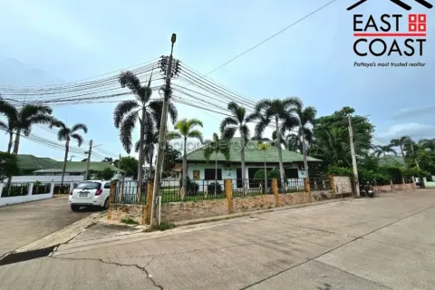 Casa de 3 dormitorios en Pattaya, Tailandia № 213483 - foto 3