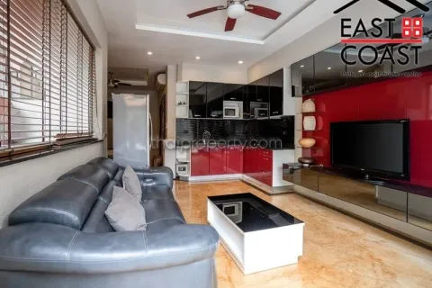 Casa de 4 dormitorios en Pattaya, Tailandia № 213659 - foto 10