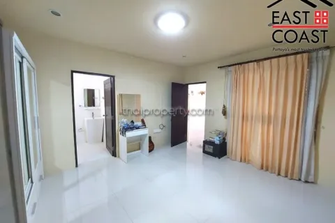 Casa de 2 dormitorios en Pattaya, Tailandia № 213656 - foto 13