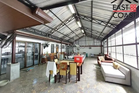 Casa de 2 dormitorios en Pattaya, Tailandia № 213656 - foto 15