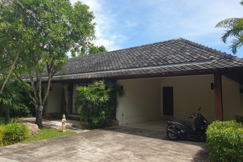 Вилла в Пхукете, Таиланд с 3 спальнями  № 146200 - фото 17