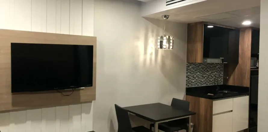 Studio dans le Condo à Pattaya, Thaïlande  № 153613