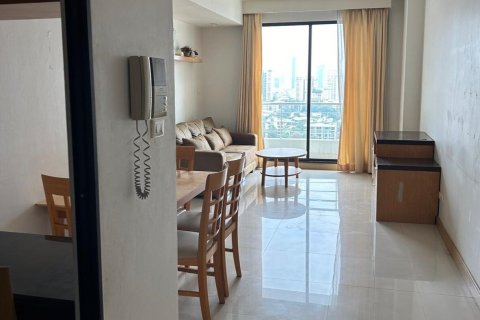 Кондоминиум с 2 спальнями в Ваттхане, Бангкок, Таиланд № 153611 - фото 1