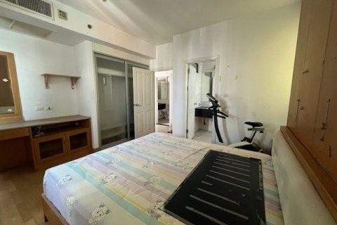 Condo in Watthana, Bangkok, Thailand, 2 bedrooms  № 153611 - photo 12