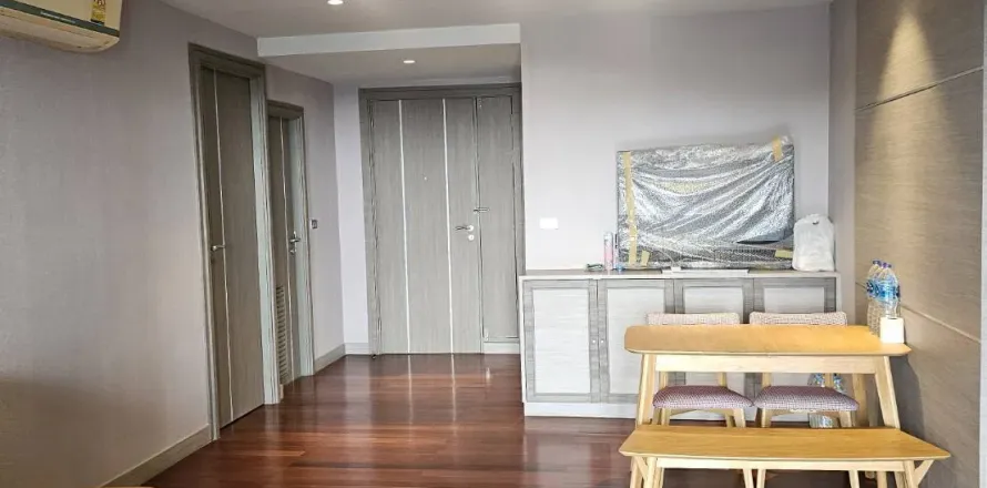 Condo in Pattaya, Thailand, 2 bedrooms  № 153608
