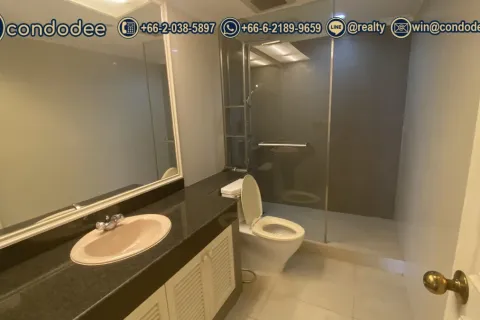 Condo à Watthana, Bangkok, Thaïlande, 3 chambres № 200844 - photo 24