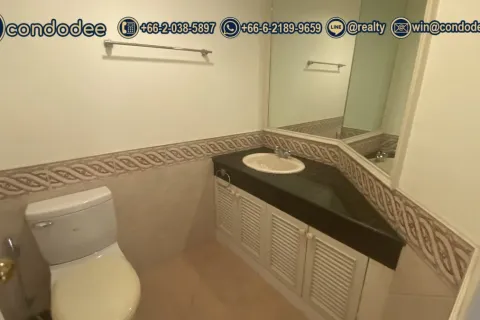 Condo à Watthana, Bangkok, Thaïlande, 3 chambres № 200844 - photo 26