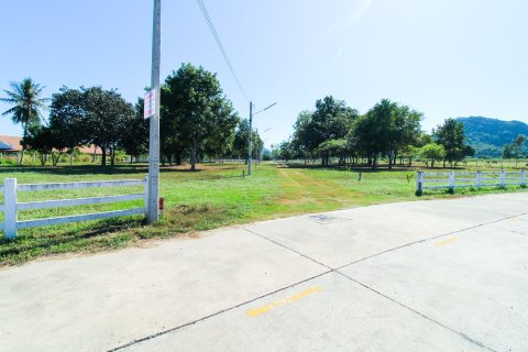 Land in Pattaya, Thailand 32000 sq.m. № 158008