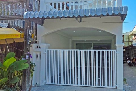 Таунхаус в Пхукете, Таиланд с 2 спальнями  № 158011