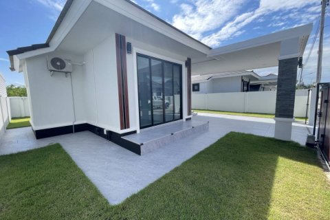Villa in Hua Hin, Thailand 3 Schlafzimmer № 222094 - Foto 2