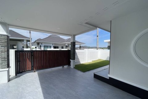 Villa in Hua Hin, Thailand 3 Schlafzimmer № 222094 - Foto 15