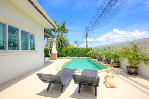 Villa in Hua Hin, Thailand 3 Schlafzimmer № 222099 - Foto 5
