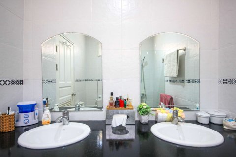 Villa in Hua Hin, Thailand 3 Schlafzimmer № 222099 - Foto 18