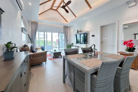 Villa in Hua Hin, Thailand 2 Schlafzimmer № 222100 - Foto 8