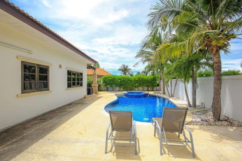 Villa in Hua Hin, Thailand 3 Schlafzimmer № 222098 - Foto 4