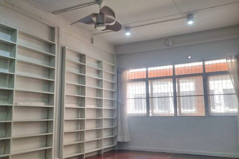 Centre commercial à Phra Khanong, Bangkok, Thaïlande № 161746 - photo 10