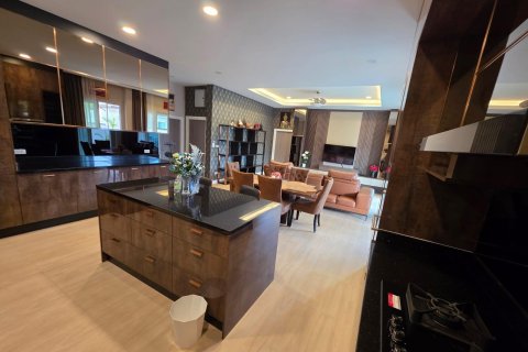 Maison à Pattaya, Thaïlande 3 chambres № 158786 - photo 8