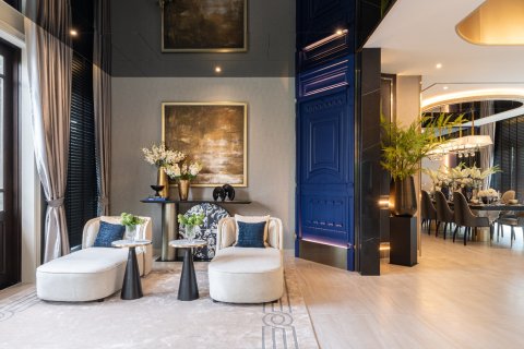 Villa in Bangkok, Thailand 4 bedrooms № 165437 - photo 3