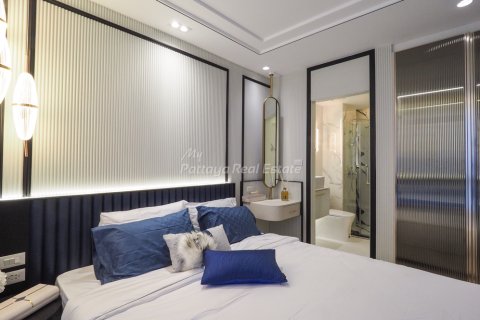 Condo in Bang Lamung, Thailand, 1 bedroom  № 169667 - photo 9